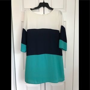 Tri colored Lulu’s dress Medium